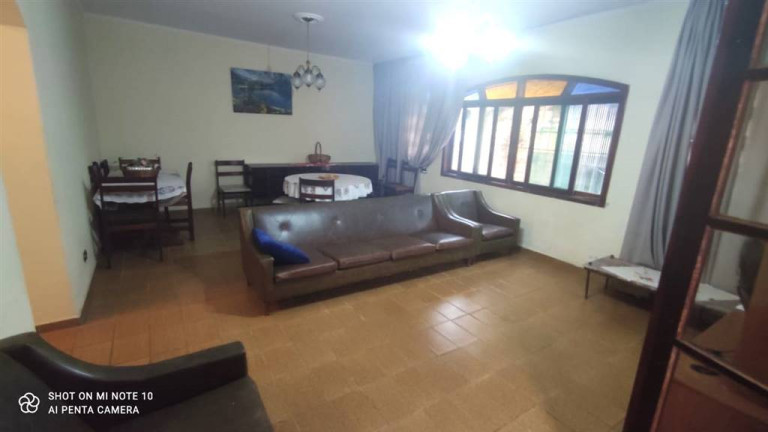 Imagem Casa com 4 Quartos à Venda, 230 m² em Balneario Florida - Praia Grande Imagem Casa com 4 Quartos à Venda, 230 m² em Balneario Florida - Praia Grande
