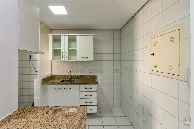 Imagem Imóvel com 1 Quarto à Venda,  em Petrópolis - Porto Alegre