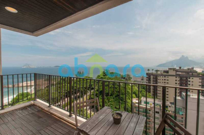 Imagem Apartamento com 2 Quartos à Venda, 80 m² em Copacabana - Rio De Janeiro Imagem Apartamento com 2 Quartos à Venda, 80 m² em Copacabana - Rio De Janeiro