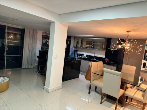 Imagem Casa com 3 Quartos à Venda, 660 m² em Estância Silveira - Contagem