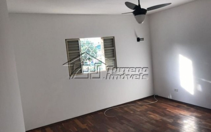 Imagem Casa com 3 Quartos à Venda, 185 m² em Jardim América - São José Dos Campos Imagem Casa com 3 Quartos à Venda, 185 m² em Jardim América - São José Dos Campos