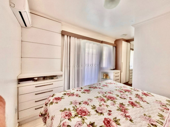 Imagem Casa com 4 Quartos à Venda, 228 m² em Barreiros - São José Imagem Casa com 4 Quartos à Venda, 228 m² em Barreiros - São José