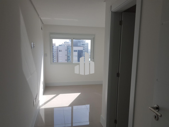Imagem Apartamento com 4 Quartos à Venda, 220 m² em Praia Grande - Torres Imagem Apartamento com 4 Quartos à Venda, 220 m² em Praia Grande - Torres