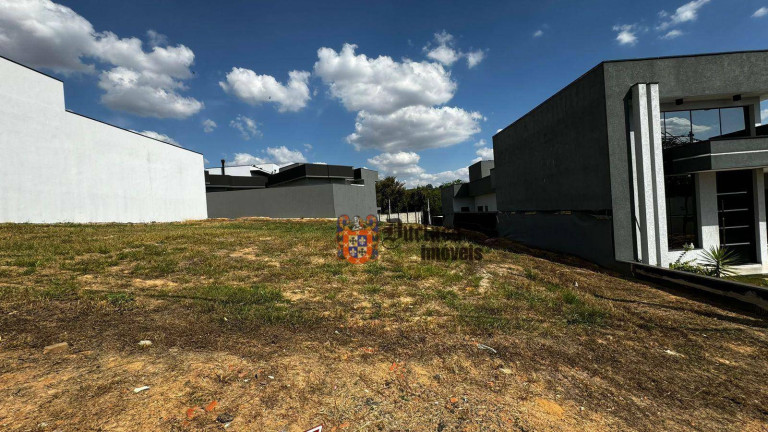 Terreno à Venda, 374 m² em Condomínio Jardim Laguna - Indaiatuba