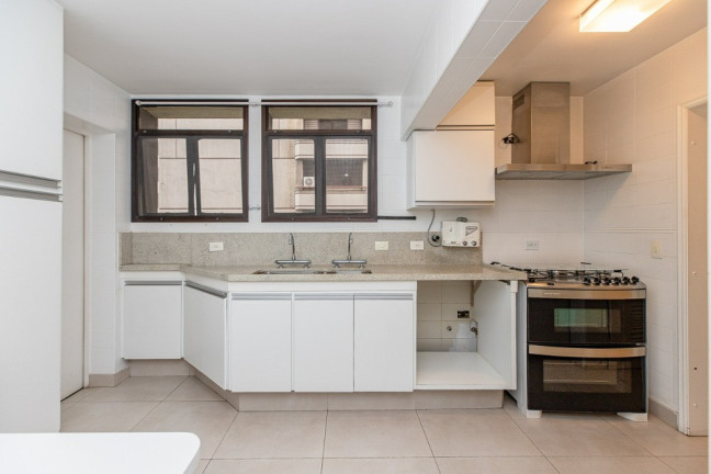 Imagem Imóvel com 3 Quartos à Venda, 144 m² em Jardim Paulistano - São Paulo