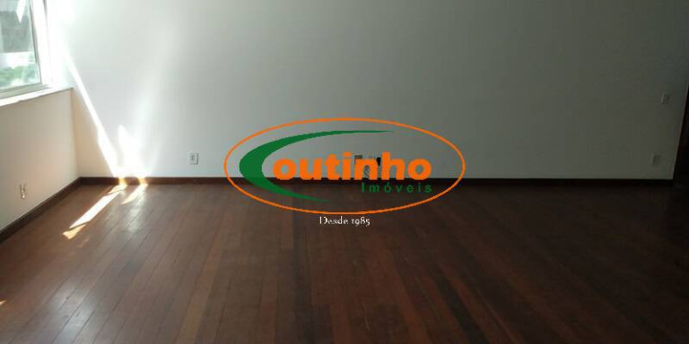 Imagem Apartamento com 4 Quartos à Venda, 125 m² em Tijuca - Rio De Janeiro Imagem Apartamento com 4 Quartos à Venda, 125 m² em Tijuca - Rio De Janeiro