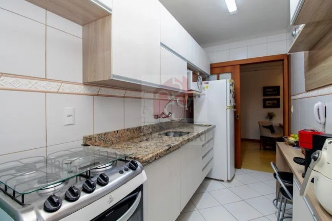 Imagem Apartamento com 2 Quartos à Venda, 75 m² em Santo Antônio - Porto Alegre Imagem Apartamento com 2 Quartos à Venda, 75 m² em Santo Antônio - Porto Alegre