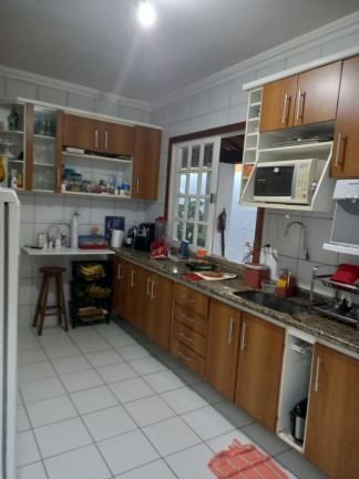 Imagem Casa com 4 Quartos à Venda, em Buraquinho - Lauro De Freitas Imagem Casa com 4 Quartos à Venda, em Buraquinho - Lauro De Freitas