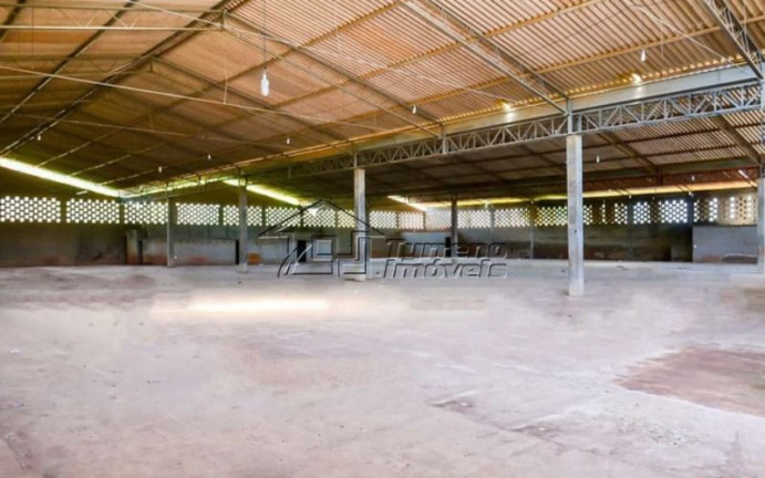 Imóvel Comercial para Alugar, 3.000 m² em Bom Retiro - São José Dos Campos