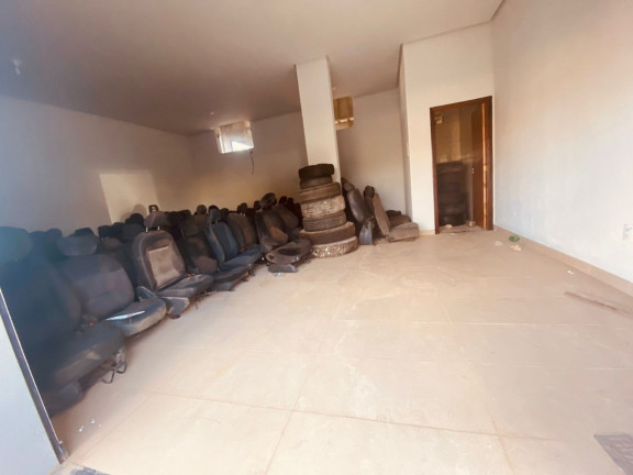 Imagem Sala Comercial à Venda, 60 m² em Vila Mauriceia - Montes Claros