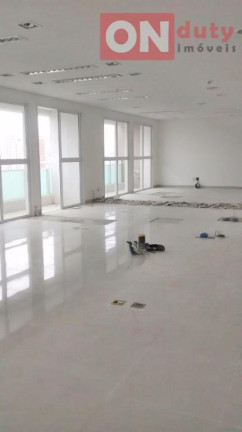 Imóvel à Venda ou Locação, 300 m² em Boqueirão - Santos
