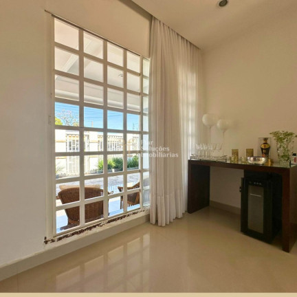 Imagem Casa com 5 Quartos à Venda, 700 m² em Jardim Shangri-lá - Cuiabá Imagem Casa com 5 Quartos à Venda, 700 m² em Jardim Shangri-lá - Cuiabá