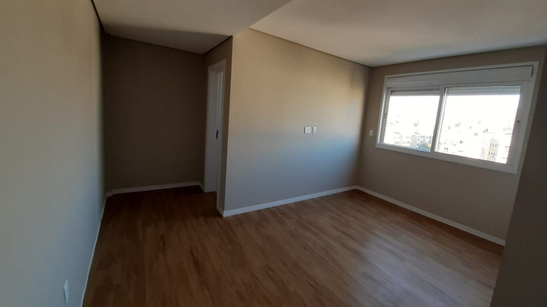 Imagem Apartamento com 3 Quartos à Venda, 148 m² em Centro - Santa Maria