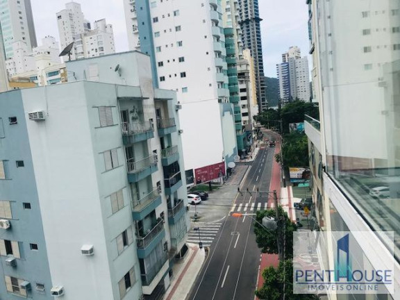Imagem Apartamento com 3 Quartos à Venda, 106 m² em Centro - Balneário Camboriú Imagem Apartamento com 3 Quartos à Venda, 106 m² em Centro - Balneário Camboriú