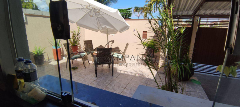 Imagem Casa com 3 Quartos à Venda, 190 m² em Indaiá - Caraguatatuba Imagem Casa com 3 Quartos à Venda, 190 m² em Indaiá - Caraguatatuba