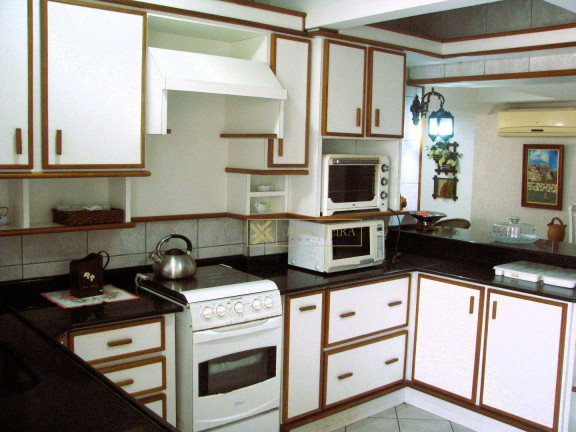 Imagem Cobertura com 3 Quartos à Venda, 214 m² em Meia Praia - Zona 01 - Itapema