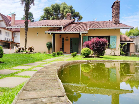Imagem Casa com 3 Quartos à Venda, 320 m² em Vila Suzana - Canela Imagem Casa com 3 Quartos à Venda, 320 m² em Vila Suzana - Canela