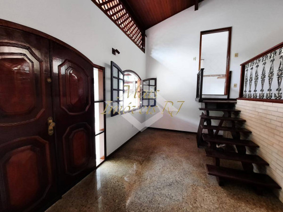 Imagem Casa com 6 Quartos à Venda, 230 m² em Itaipu - Niterói Imagem Casa com 6 Quartos à Venda, 230 m² em Itaipu - Niterói
