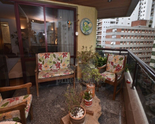 Apartamento com 4 Quartos à Venda, 233 m² em Santa Cecília - São Paulo