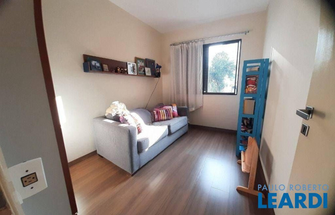 Imagem Sobrado com 3 Quartos à Venda, 255 m² em Vila Bastos - Santo André Imagem Sobrado com 3 Quartos à Venda, 255 m² em Vila Bastos - Santo André