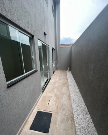 Imagem Sobrado com 3 Quartos à Venda, 119 m² em Piçarras - Guaratuba