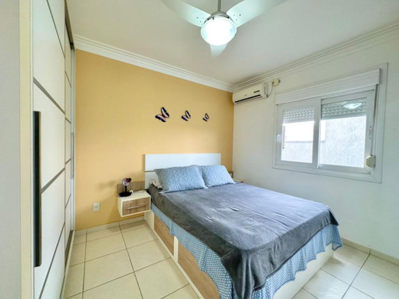 Imagem Casa com 4 Quartos à Venda, em -- - Capao Da Canoa Imagem Casa com 4 Quartos à Venda, em -- - Capao Da Canoa