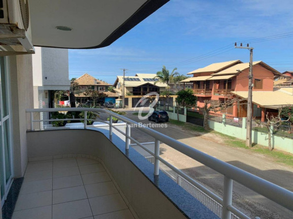 Imagem Apartamento com 3 Quartos para Temporada, em Mariscal - Bombinhas Imagem Apartamento com 3 Quartos para Temporada, em Mariscal - Bombinhas