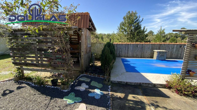Imagem Casa com 2 Quartos à Venda, 1.000 m² em Viamão Imagem Casa com 2 Quartos à Venda, 1.000 m² em Viamão