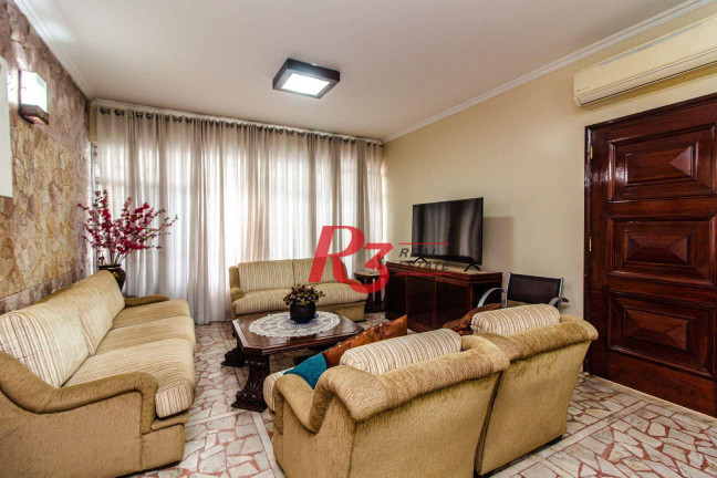 Imagem Sobrado com 3 Quartos à Venda, 280 m² em Gonzaga - Santos Imagem Sobrado com 3 Quartos à Venda, 280 m² em Gonzaga - Santos