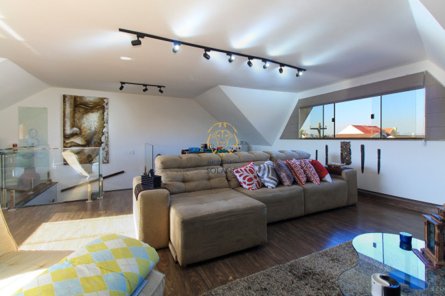 Imagem Sobrado com 3 Quartos à Venda, 379 m² em Atuba - Curitiba
