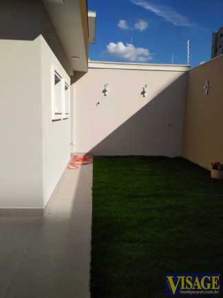 Imagem Casa com 3 Quartos à Venda, em Vila Branca - Jacareí Imagem Casa com 3 Quartos à Venda, em Vila Branca - Jacareí
