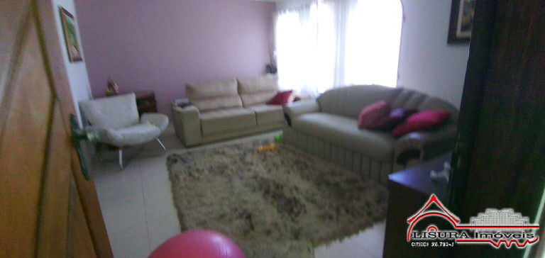 Imagem Casa com 3 Quartos à Venda, 360 m² em Jardim Santa Maria - Jacareí Imagem Casa com 3 Quartos à Venda, 360 m² em Jardim Santa Maria - Jacareí