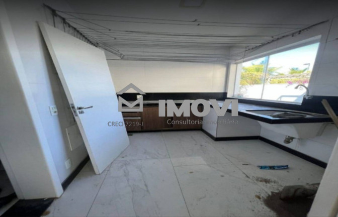 Imagem Casa com 5 Quartos à Venda,  em Interlagos - Vila Velha