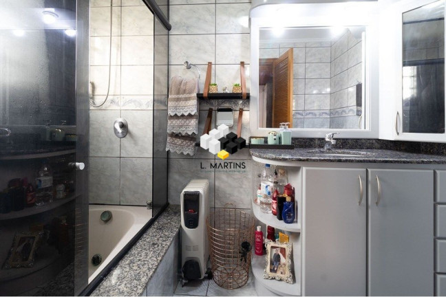 Imagem Casa com 3 Quartos à Venda, 190 m² em Rubem Berta - Porto Alegre