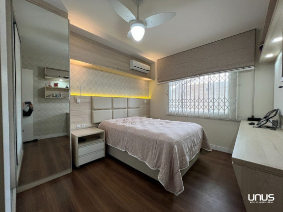 Imagem Casa com 3 Quartos à Venda,  em Estreito - Florianópolis