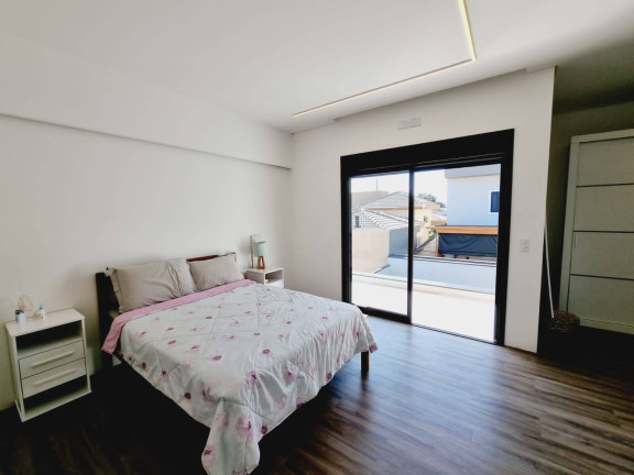 Imagem Casa à Venda, 300 m² em Piracangaguá - Taubaté Imagem Casa à Venda, 300 m² em Piracangaguá - Taubaté