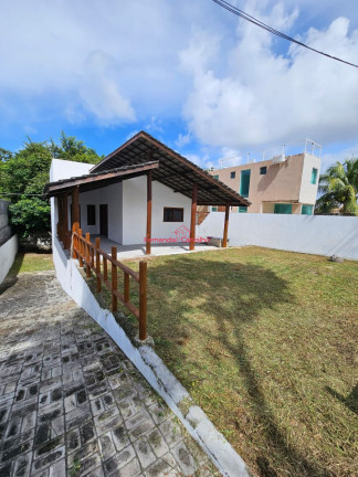 Casa de Condomínio com 4 Quartos à Venda, 127 m² em Barra Do Jacuípe - Camaçari