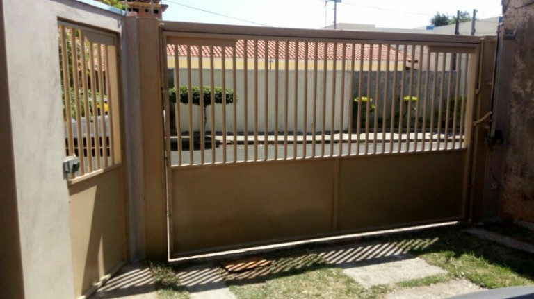 Imagem Casa com 2 Quartos à Venda, 360 m² em Bauru