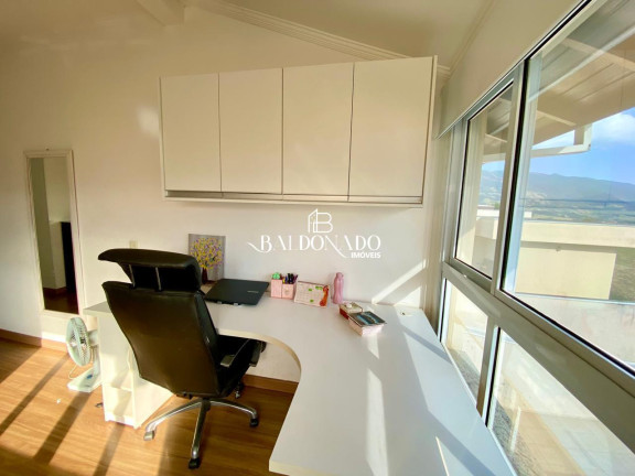Imagem Casa com 3 Quartos à Venda, 144 m² em Centro - Extrema Imagem Casa com 3 Quartos à Venda, 144 m² em Centro - Extrema