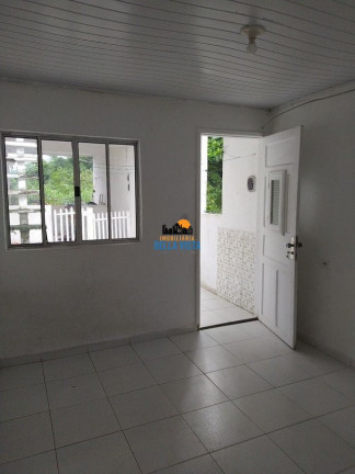 Casa com 1 Quarto à Venda,  em Catiapoa - Sao Vicente