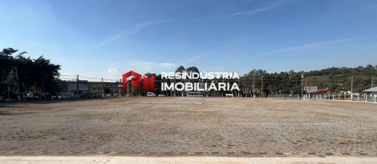 Imagem Terreno para Alugar, 12 m² em Gramado - Embu Das Artes Imagem Terreno para Alugar, 12 m² em Gramado - Embu Das Artes