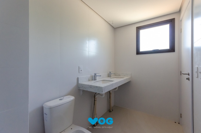 Imagem Imóvel com 3 Quartos à Venda, 205 m² em Três Figueiras - Porto Alegre Imagem Imóvel com 3 Quartos à Venda, 205 m² em Três Figueiras - Porto Alegre