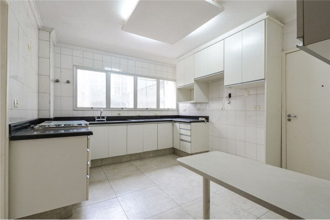 Imagem Apartamento com 3 Quartos à Venda, 161 m² em Moema - São Paulo