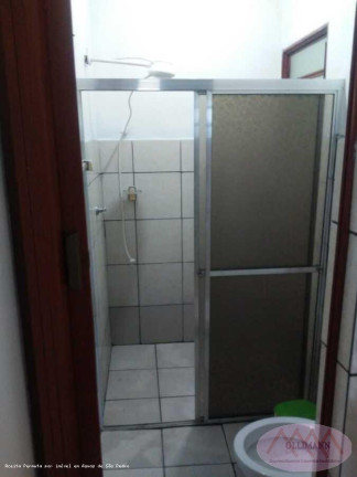 Imagem Imóvel com 3 Quartos à Venda, 53.776 m² em Parateí Do Meio - Jacareí