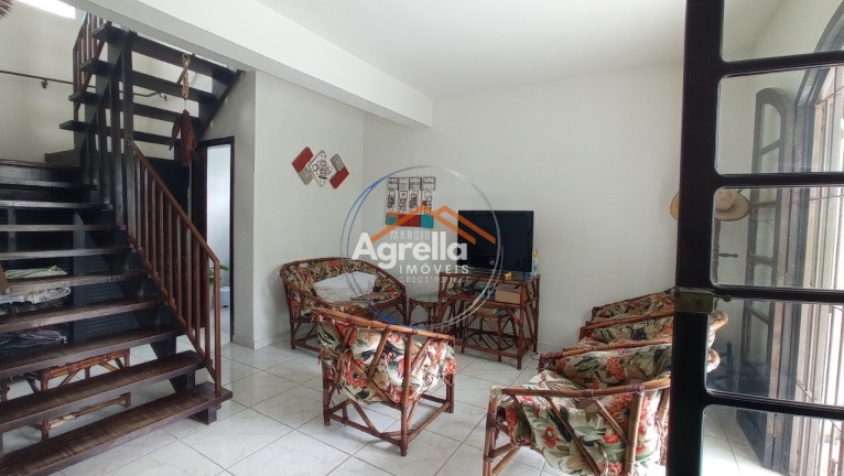 Imagem Casa com 4 Quartos à Venda, 230 m² em Perequê Açu - Ubatuba Imagem Casa com 4 Quartos à Venda, 230 m² em Perequê Açu - Ubatuba