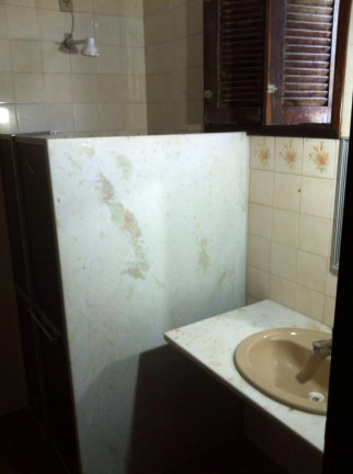 Imagem Casa com 5 Quartos à Venda, 260 m² em Candelária - Natal Imagem Casa com 5 Quartos à Venda, 260 m² em Candelária - Natal