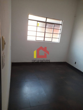 Imagem Casa com 3 Quartos à Venda, 400 m² em Floramar - Belo Horizonte
