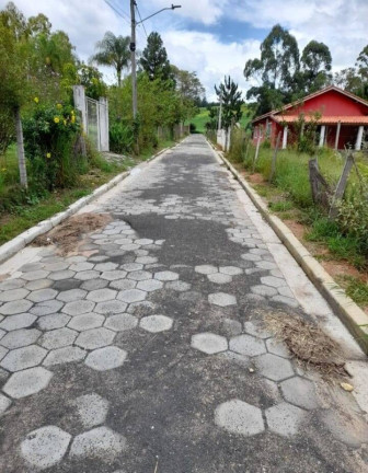 Terreno à Venda, 270 m² em Cercadinho - Alambari