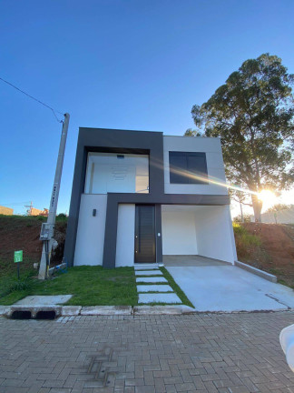 Casa com 2 Quartos à Venda, 150 m² em Cocão - Viamão