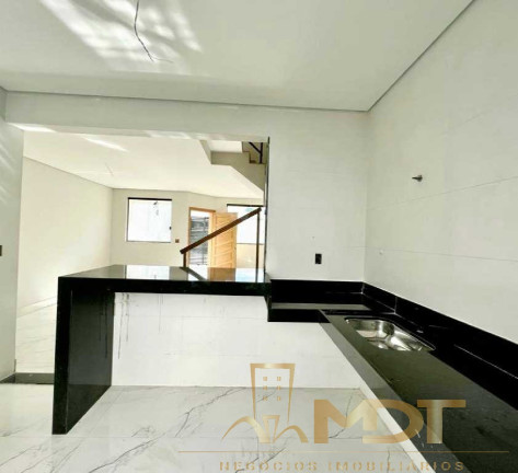 Imagem Casa com 3 Quartos à Venda, 145 m² em Santa Branca - Belo Horizonte Imagem Casa com 3 Quartos à Venda, 145 m² em Santa Branca - Belo Horizonte